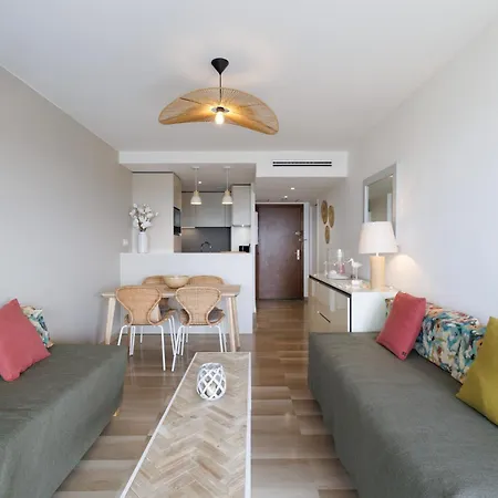 Ep2a2 - Beautiful 1bdr With Sea View - Swimming Pool - Ac - Parking * Menton